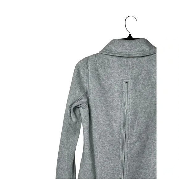 1640. LULULEMON‎ GRAY EN ROUTE JACKET SIZE 6 ZIPPER DETAIL IN BACK COLLARED - Picture 12 of 13